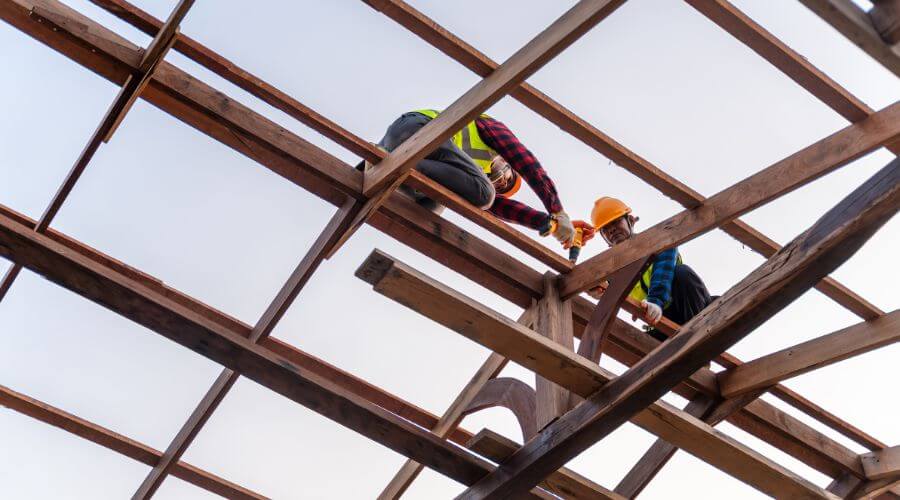 Professional New roof installation in Presque Isle, WI